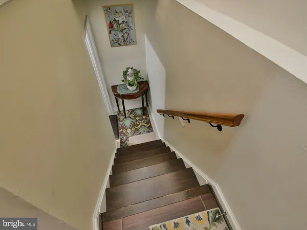 a view of entryway