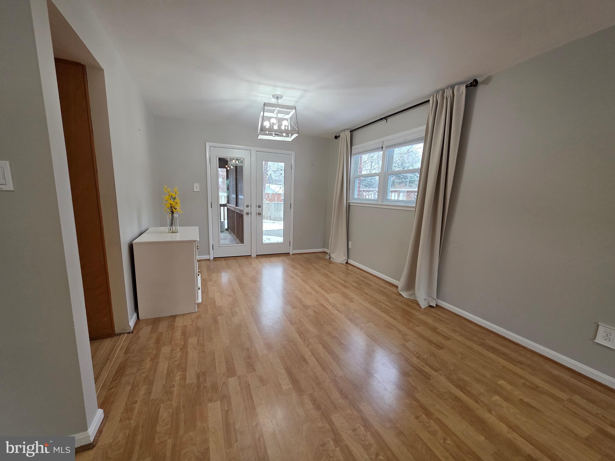 8140 Drayton Lane Springfield, VA 22151 - Photo 22 of 98