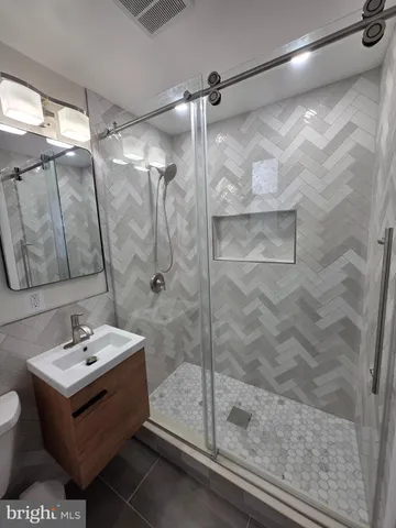 $3,499 | 8140 Drayton Lane, Springfield, VA 22151