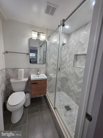 $3,499 | 8140 Drayton Lane, Springfield, VA 22151