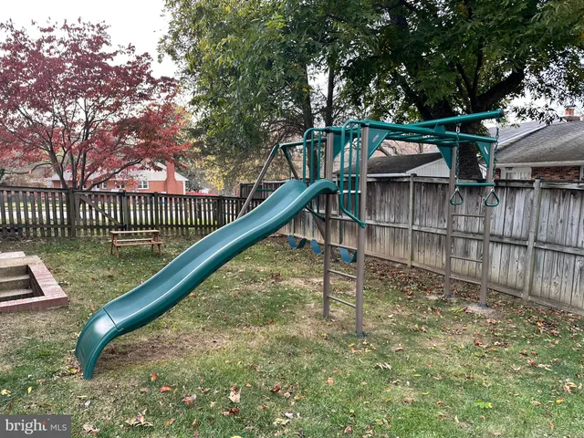 $3,499 | 8140 Drayton Lane, Springfield, VA 22151