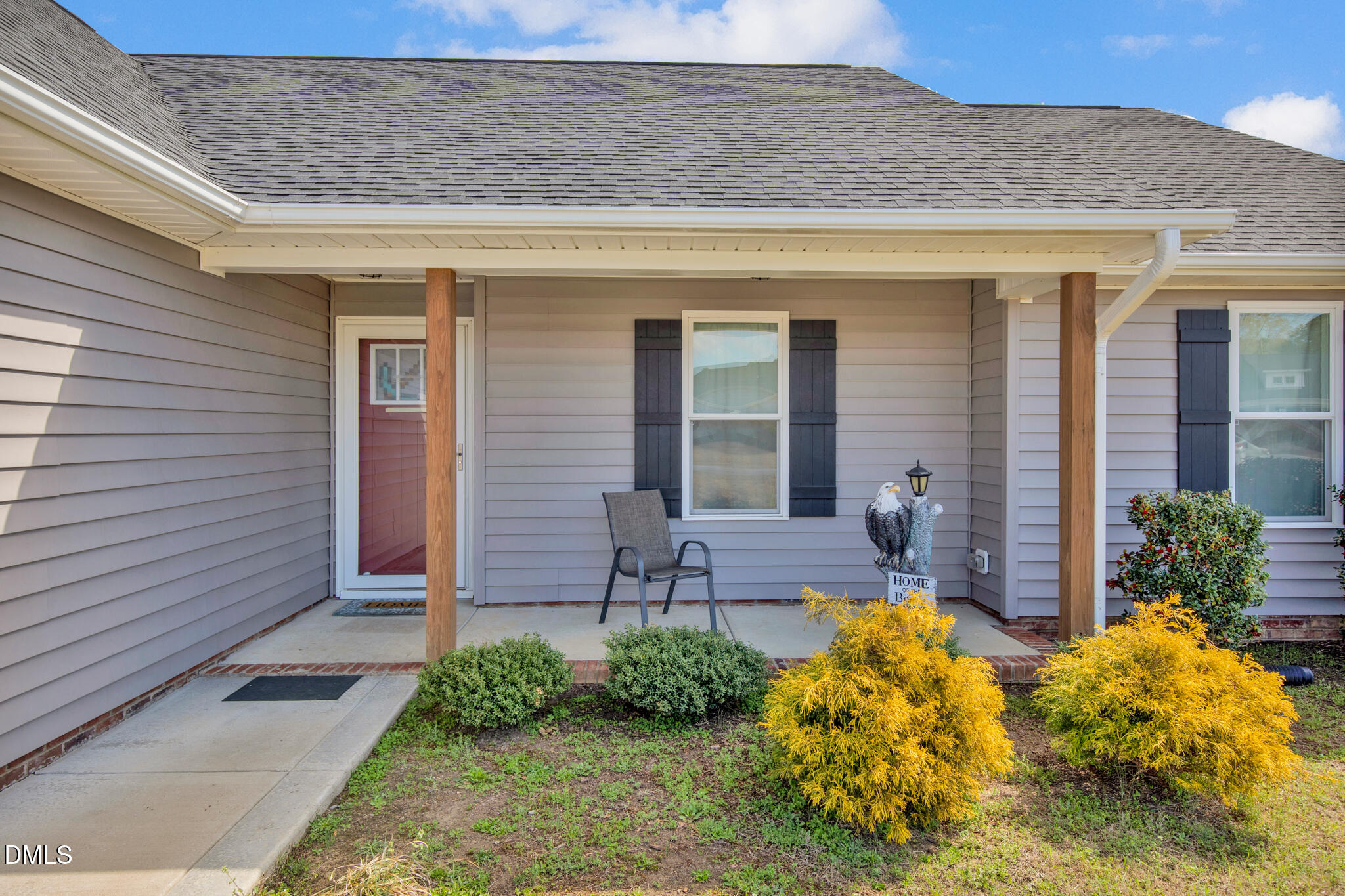 87 Hawks Croft Court Erwin, NC 28339 - Photo 4 of 30 a front view of house with outdoor seating
