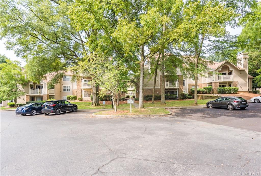 5003 Sharon Road, Unit T Charlotte, NC 28210 - Photo 2 of 29