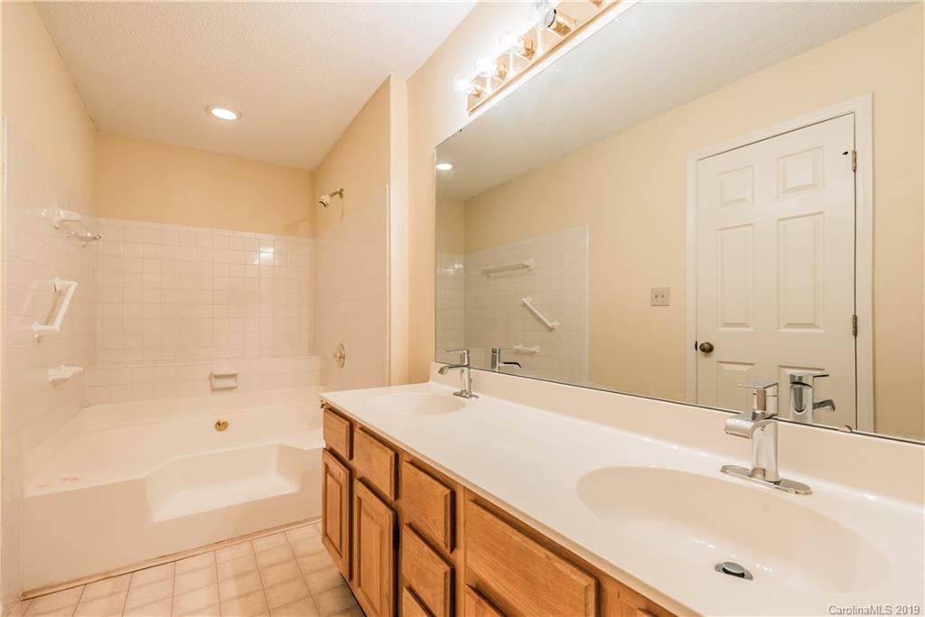 5003 Sharon Road, Unit T Charlotte, NC 28210 - Photo 20 of 29