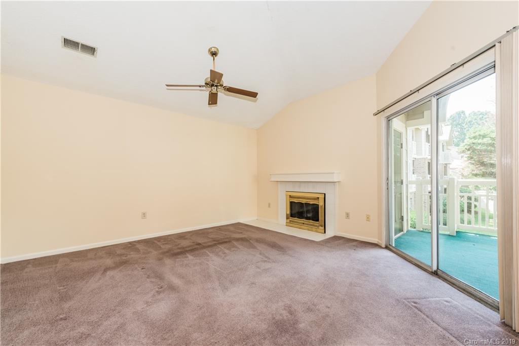 5003 Sharon Road, Unit T Charlotte, NC 28210 - Photo 4 of 29