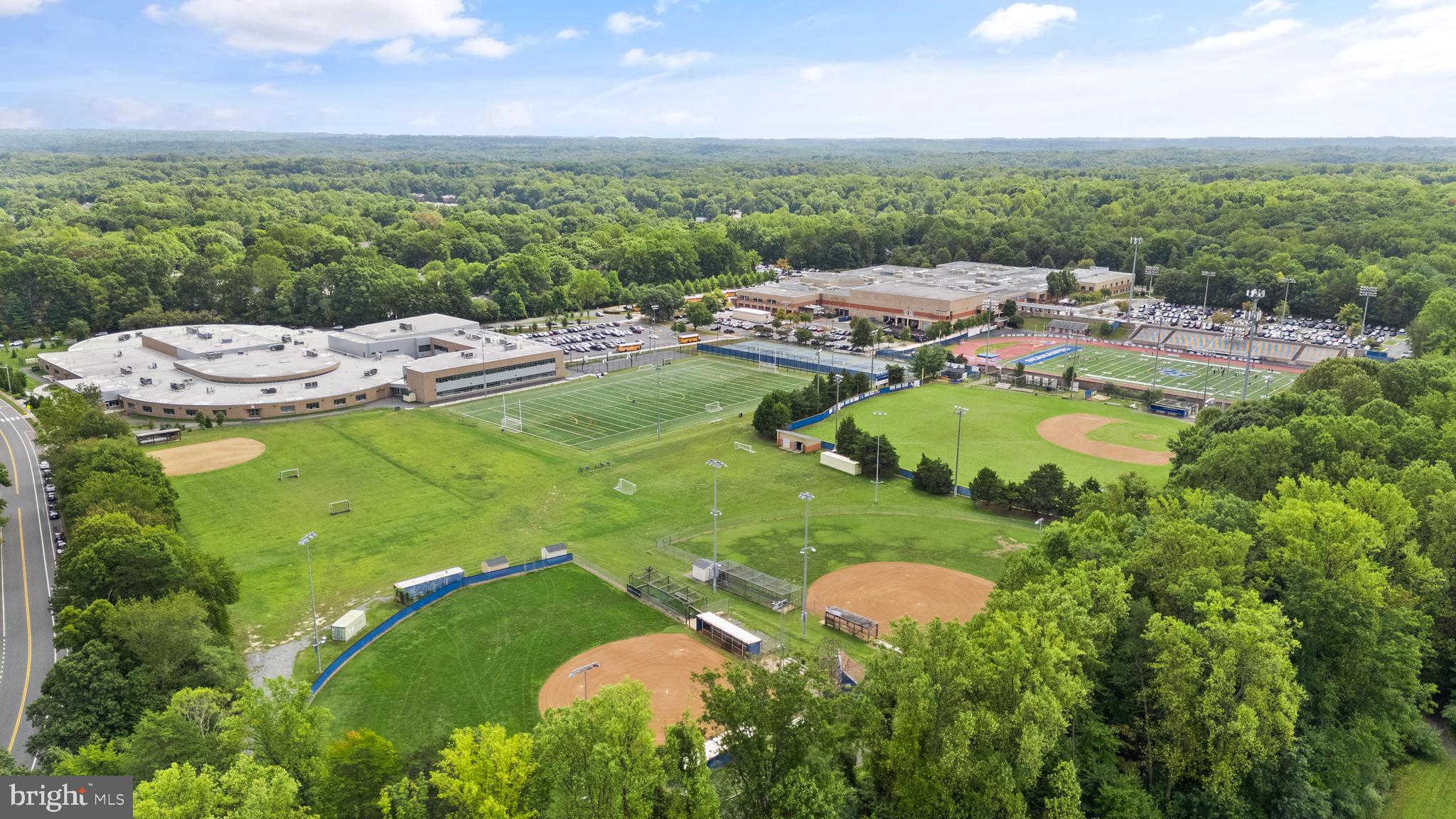 2024 Swans Neck Way Reston, VA 20191 - Photo 38 of 42
