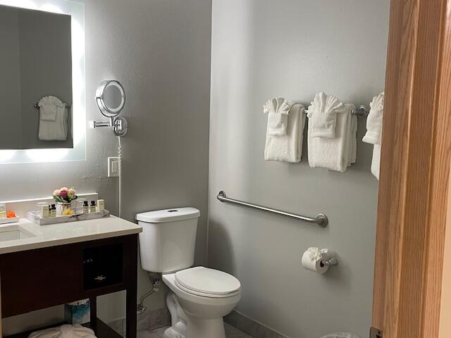 123 Center Street, Unit 203 Lake Geneva, WI 53147 - Photo 15 of 26 IMG_5192