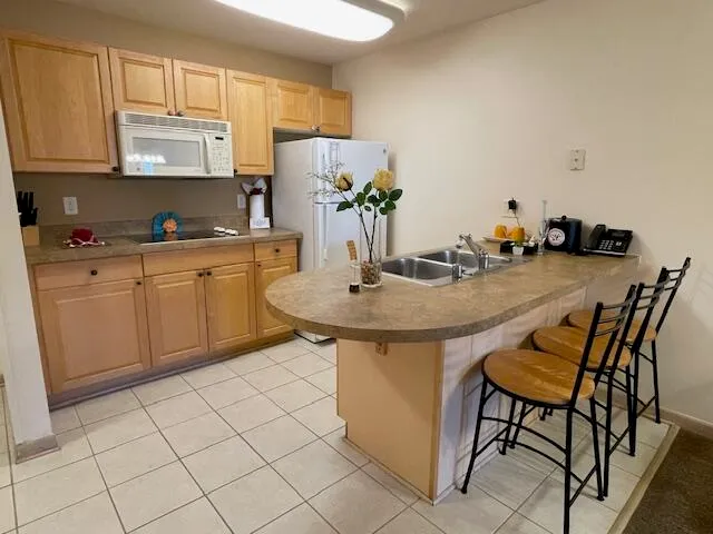 $135,900 | 123 Center Street, Unit 203, Lake Geneva, WI 53147
