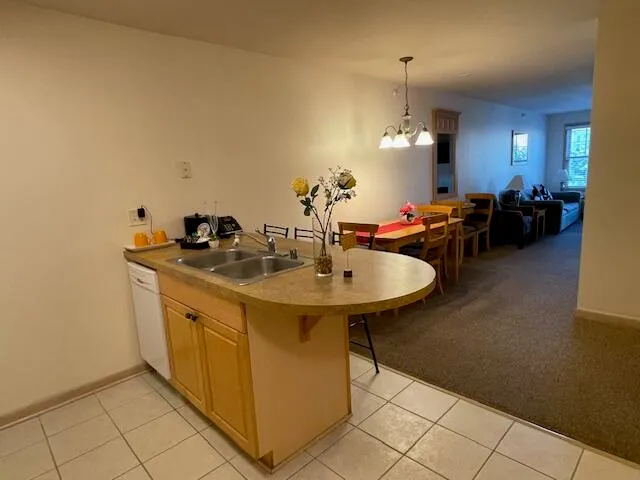 $135,900 | 123 Center Street, Unit 203, Lake Geneva, WI 53147