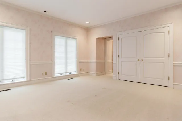 $1,200,000 | 1637 Coachman Drive, Rockford, IL 61107