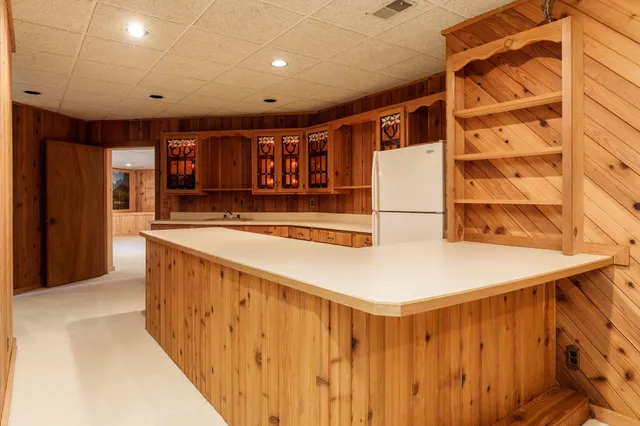 $1,200,000 | 1637 Coachman Drive, Rockford, IL 61107