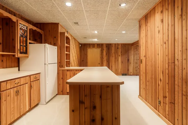 $1,200,000 | 1637 Coachman Drive, Rockford, IL 61107