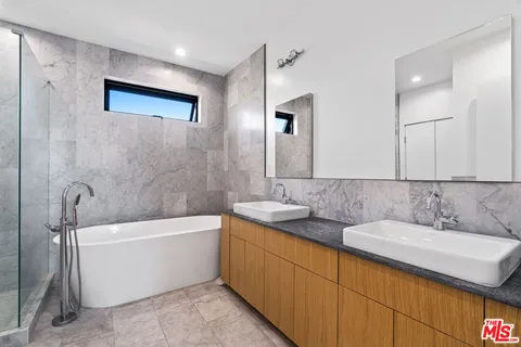 $1,949,000 | 3601 McLaughlin Avenue, Los Angeles, CA 90066