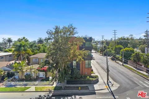 $1,949,000 | 3601 McLaughlin Avenue, Los Angeles, CA 90066