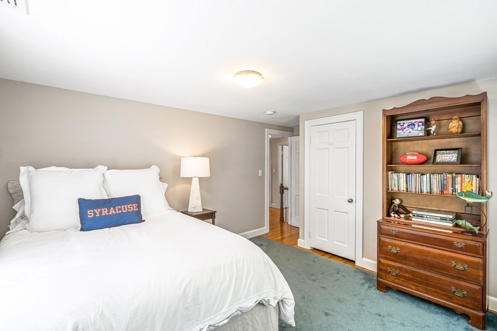 17 Berkeley Road Wellesley, MA 02482 - Photo 18 of 26