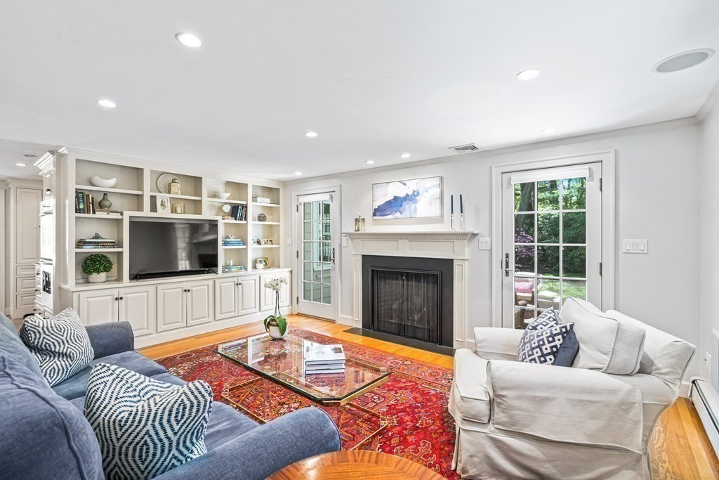 17 Berkeley Road Wellesley, MA 02482 - Photo 9 of 26