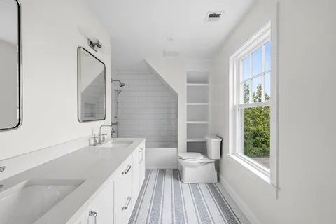 $5,250,000 | 12 Howard Road, Hingham, MA 02043