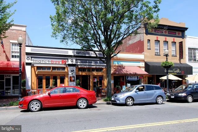 $5,100 | 1113 Independence Avenue Southeast, Washington, DC 20003