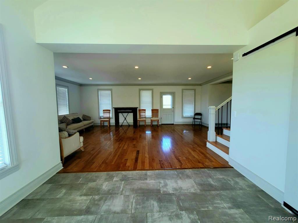 1944 Bullock Road Lapeer, MI 48446 - Photo 7 of 34