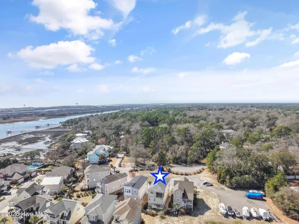 $949,000 | 6281 Basilwood Drive Southwest, Ocean Isle Beach, NC 28469