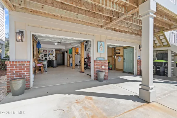 $949,000 | 6281 Basilwood Drive Southwest, Ocean Isle Beach, NC 28469