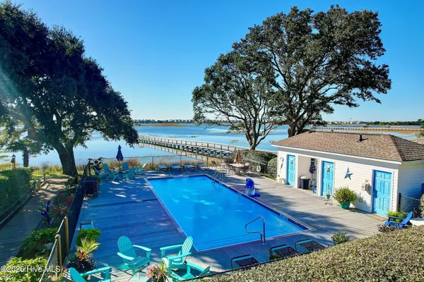 $949,000 | 6281 Basilwood Drive Southwest, Ocean Isle Beach, NC 28469