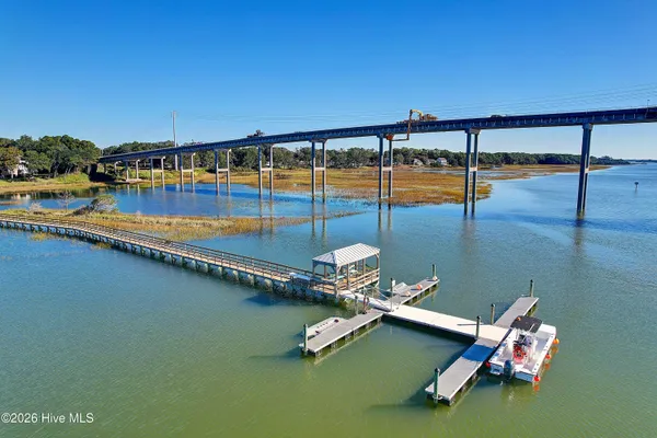 $949,000 | 6281 Basilwood Drive Southwest, Ocean Isle Beach, NC 28469