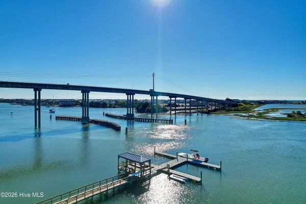 $949,000 | 6281 Basilwood Drive Southwest, Ocean Isle Beach, NC 28469