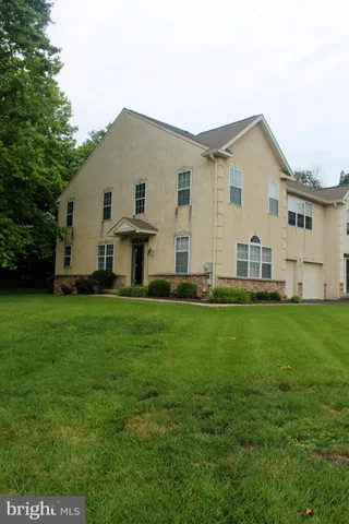 $515,000 | 220 Hampton Green Drive, North Wales, PA 19454