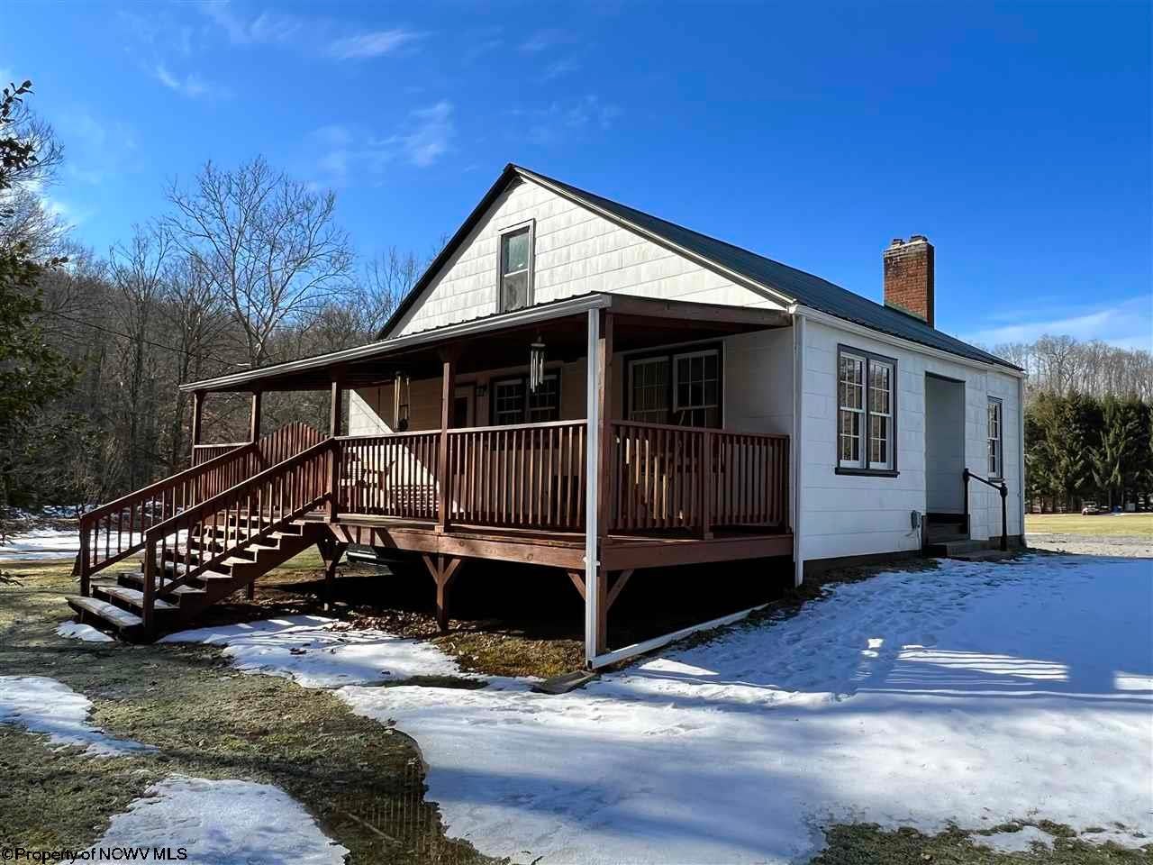 3698 Country Club Road Grafton, WV 26354 - Photo 2 of 30 Gallery Image 2