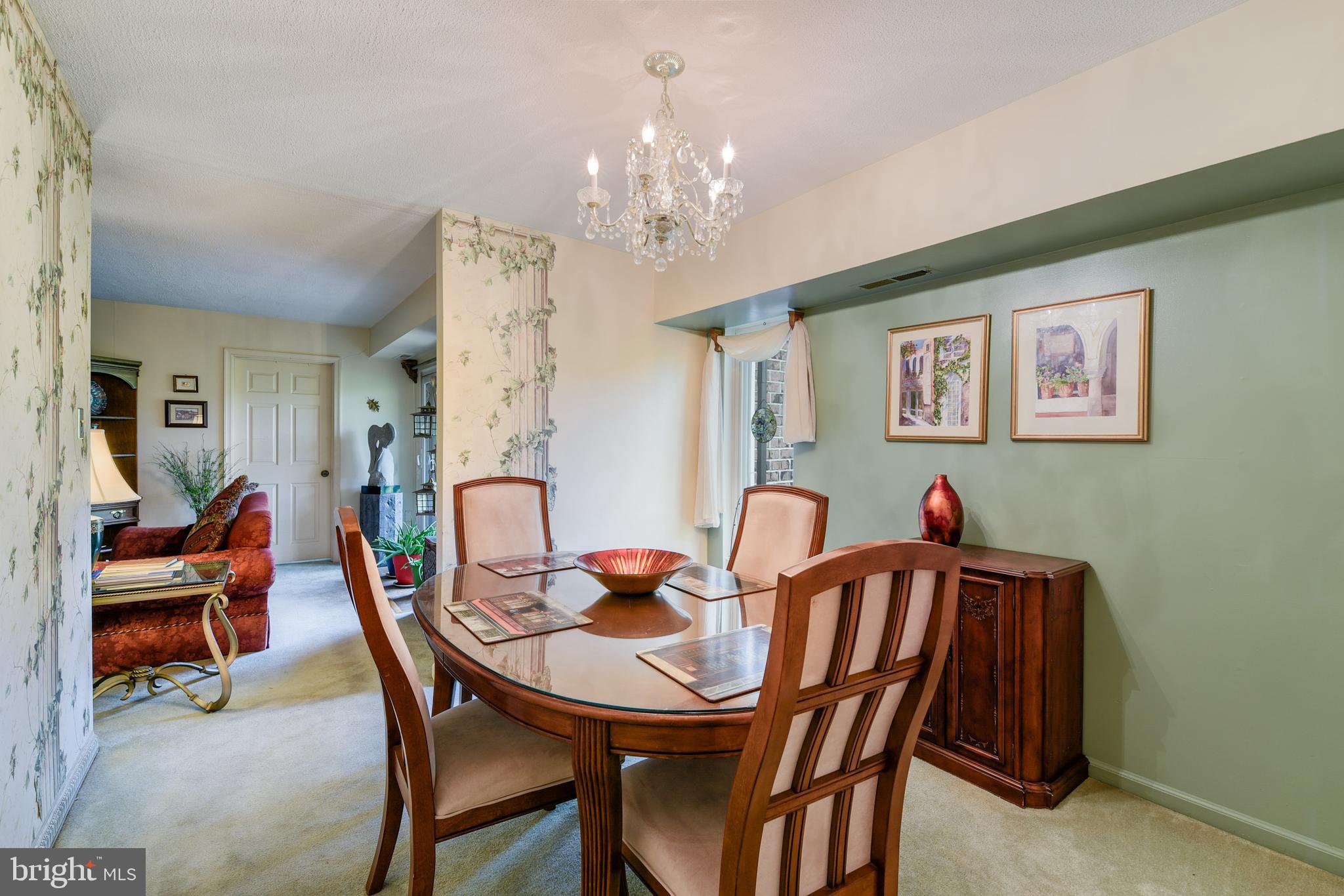 142 Georgetown Road, Unit 6 Annapolis, MD 21403 - Photo 24 of 40 Spacious Dining Area