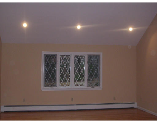 3 Garrett Spillane Road Foxboro, MA 02035 - Photo 4 of 13 Gallery Image 4