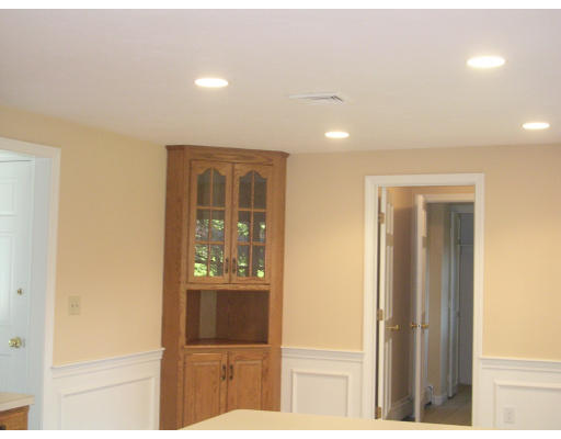 3 Garrett Spillane Road Foxboro, MA 02035 - Photo 8 of 13 Gallery Image 8