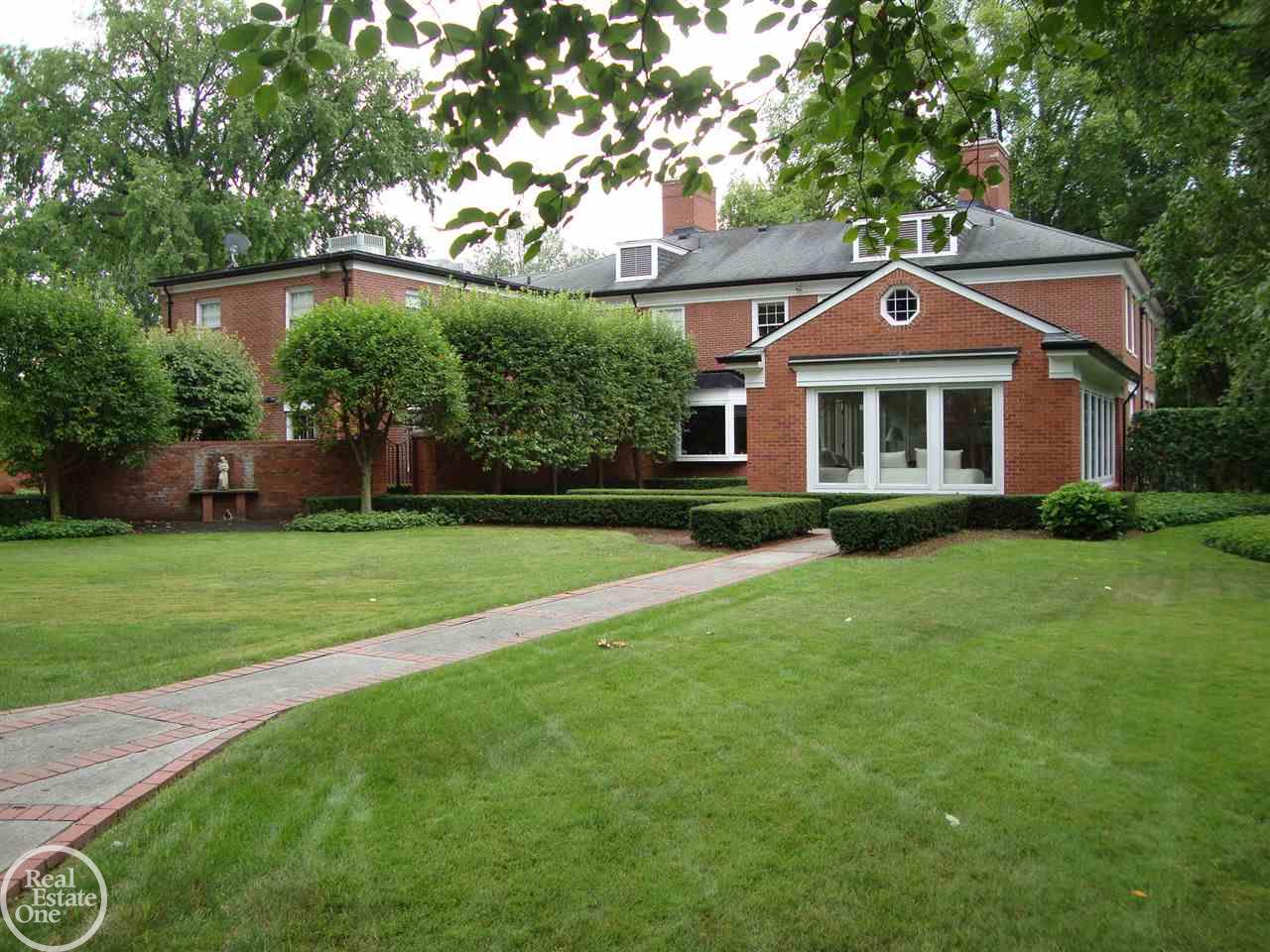 86 Lothrop Road Grosse Pointe Farms, MI 48236 - Photo 26 of 28