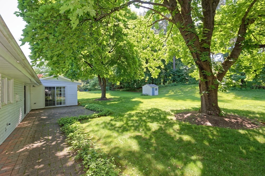 21 Terri Road Framingham, MA 01701 - Photo 30 of 37 Gallery Image 30