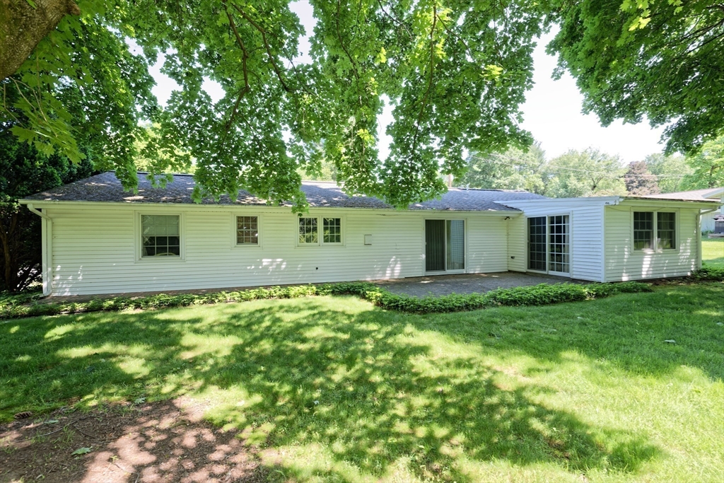 21 Terri Road Framingham, MA 01701 - Photo 32 of 37 Gallery Image 32