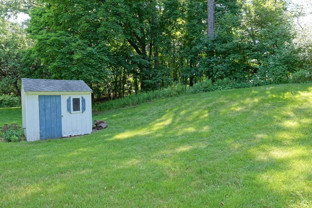 21 Terri Road Framingham, MA 01701 - Photo 34 of 37 Gallery Image 34
