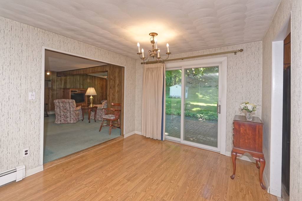21 Terri Road Framingham, MA 01701 - Photo 5 of 37 Gallery Image 5