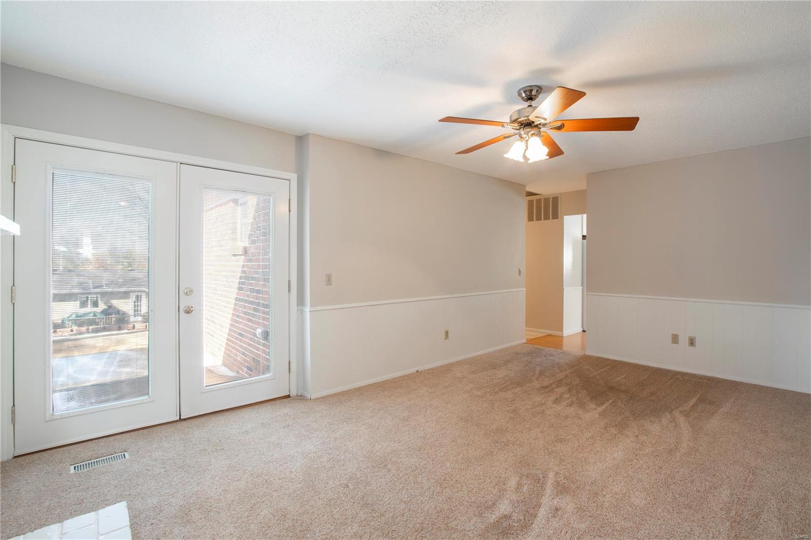 5005 Kerth Road St. Louis, MO 63128 - Photo 10 of 27 Gallery Image 10