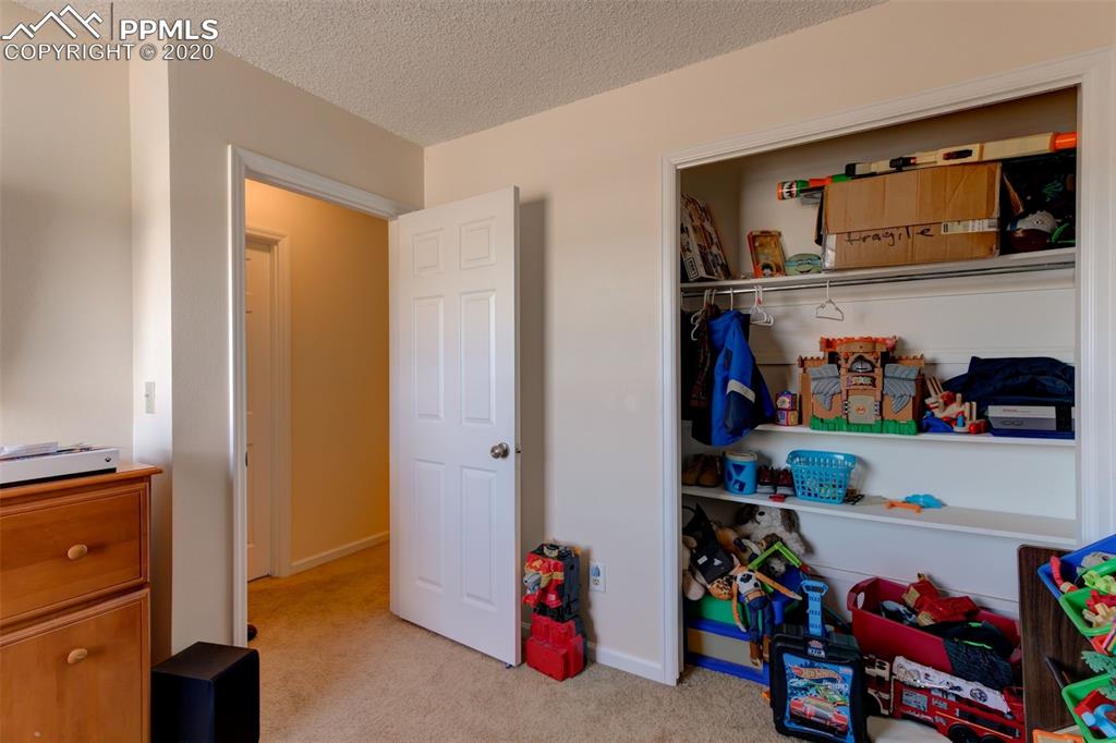 402 Raspberry Lane Monument, CO 80132 - Photo 12 of 35