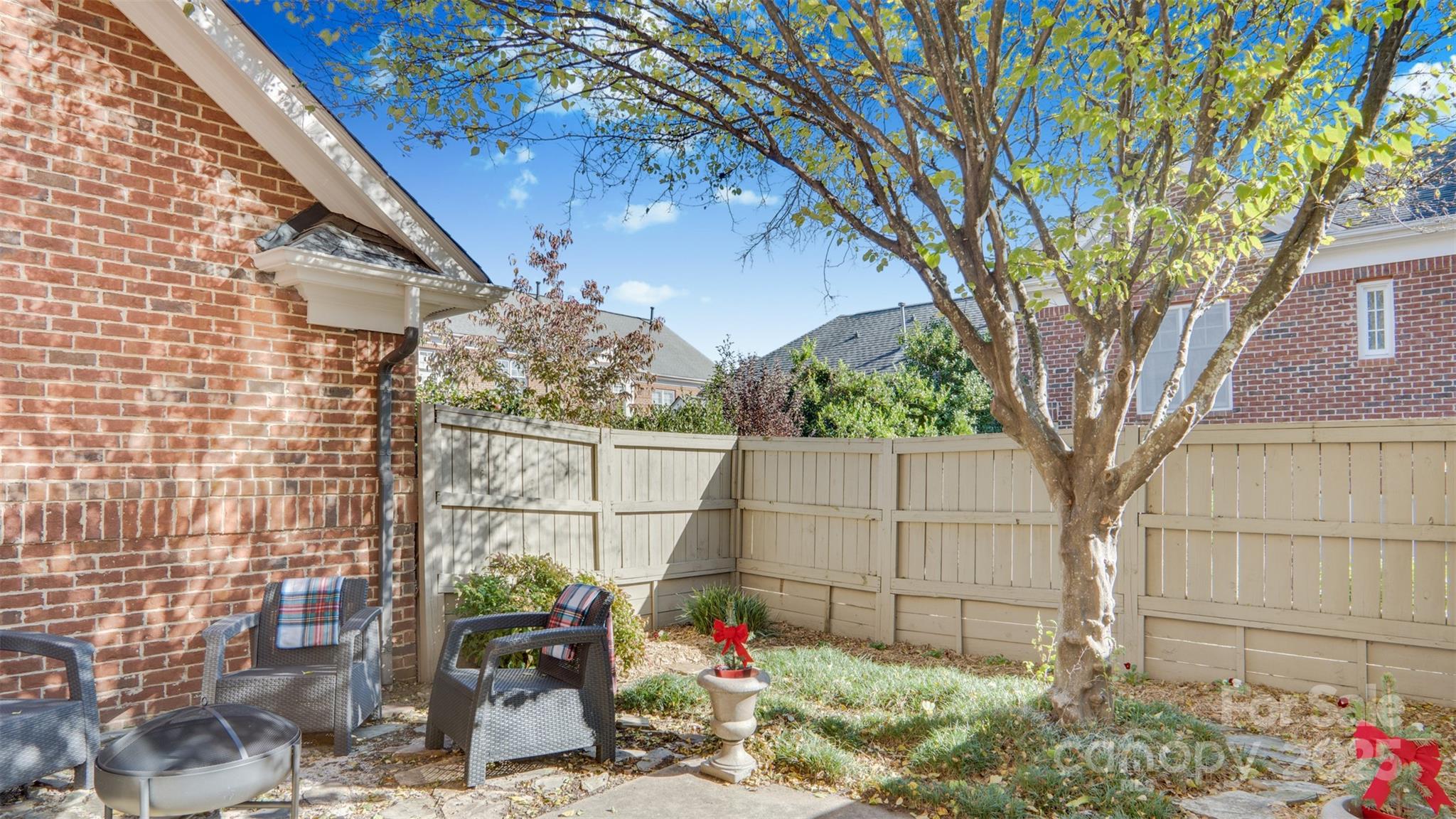3309 Stettler View Road Charlotte, NC 28210 - Photo 27 of 29 a backyard of a house with lots of green space