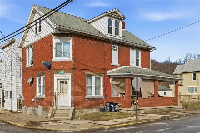 $125,000 | 1301-1301.5 Penn Avenue, Jeannette, PA 15644
