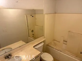 $229,000 | 1800 East Old Ranch Road, Unit 162, Colton, CA 92324