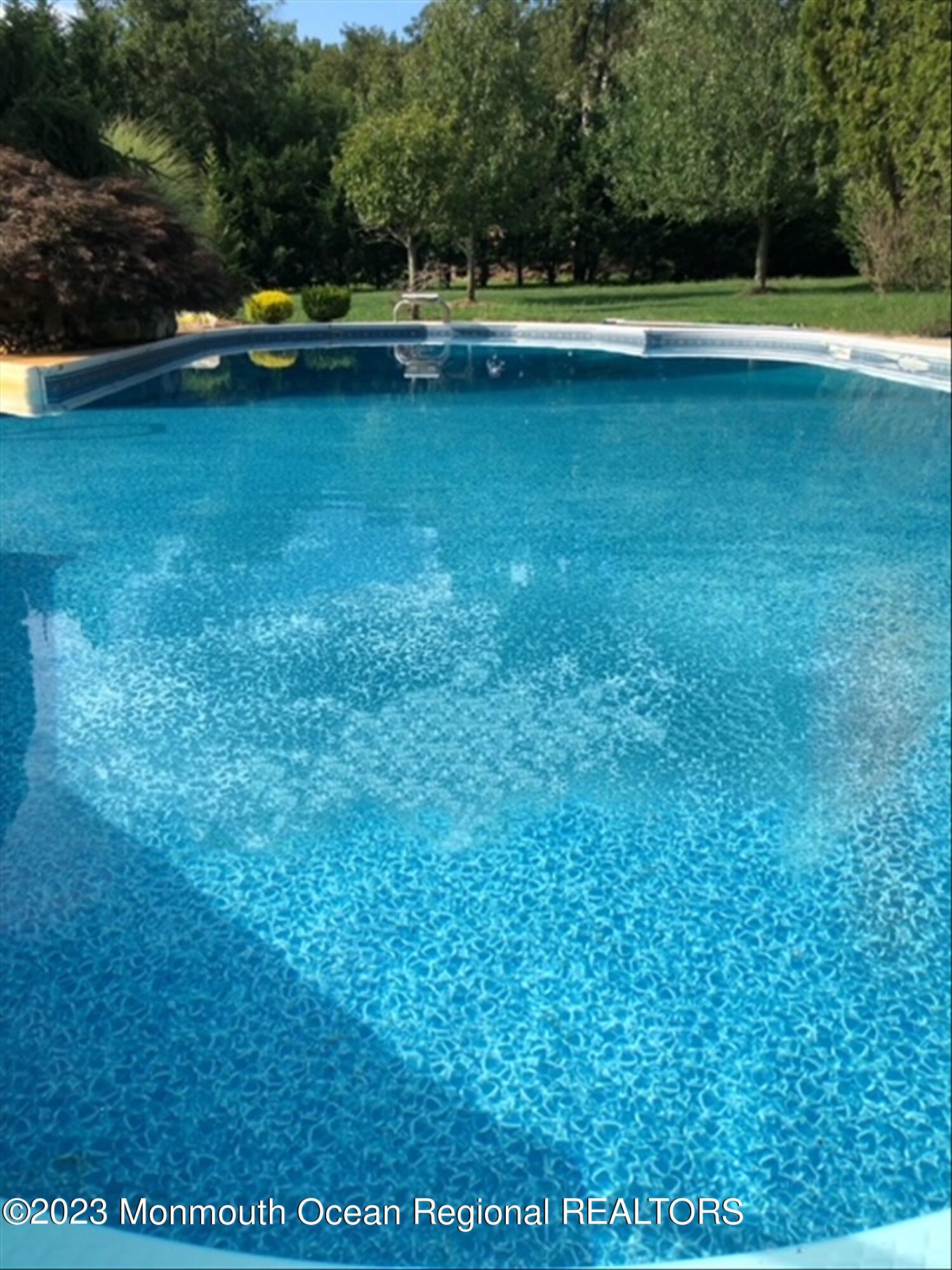 21 Highland Ridge Road Manalapan, NJ 07726 - Photo 54 of 55 56-IMG_4735_Facetune_14-08-2021-18-28-20