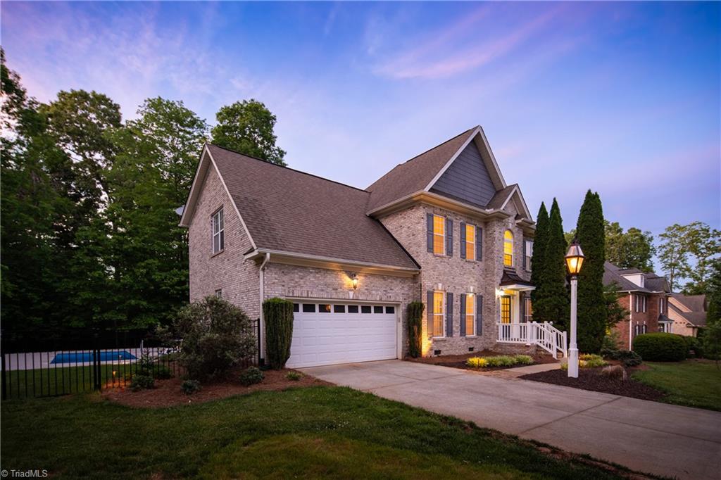 112 Scenic Ridge PL with pool
