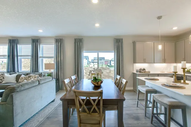 $709,114 | 3744 Brookside Drive, Chaska, MN 55318