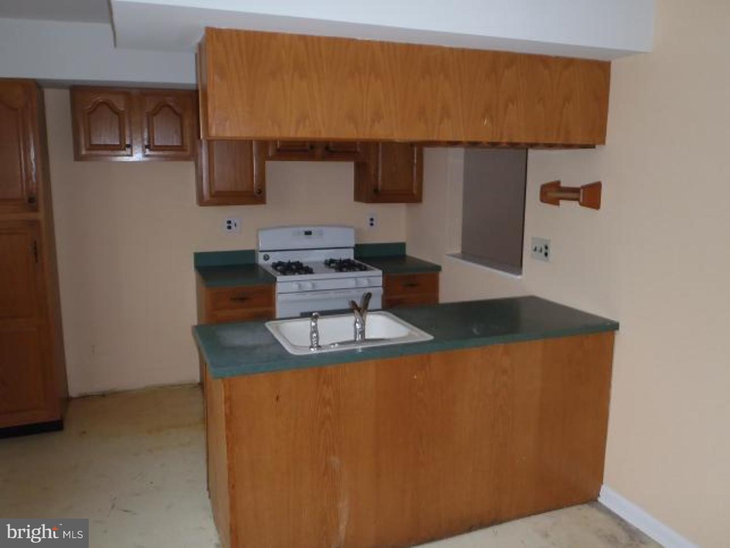 7033 Voigt Road Philadelphia, PA 19128 - Photo 7 of 19 Gallery Image 7