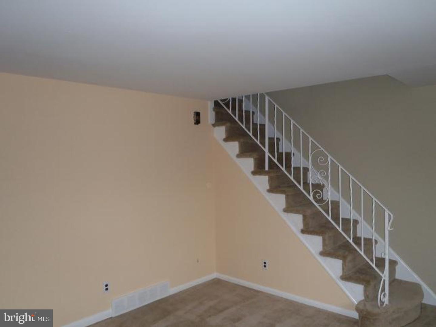 7033 Voigt Road Philadelphia, PA 19128 - Photo 8 of 19 Gallery Image 8