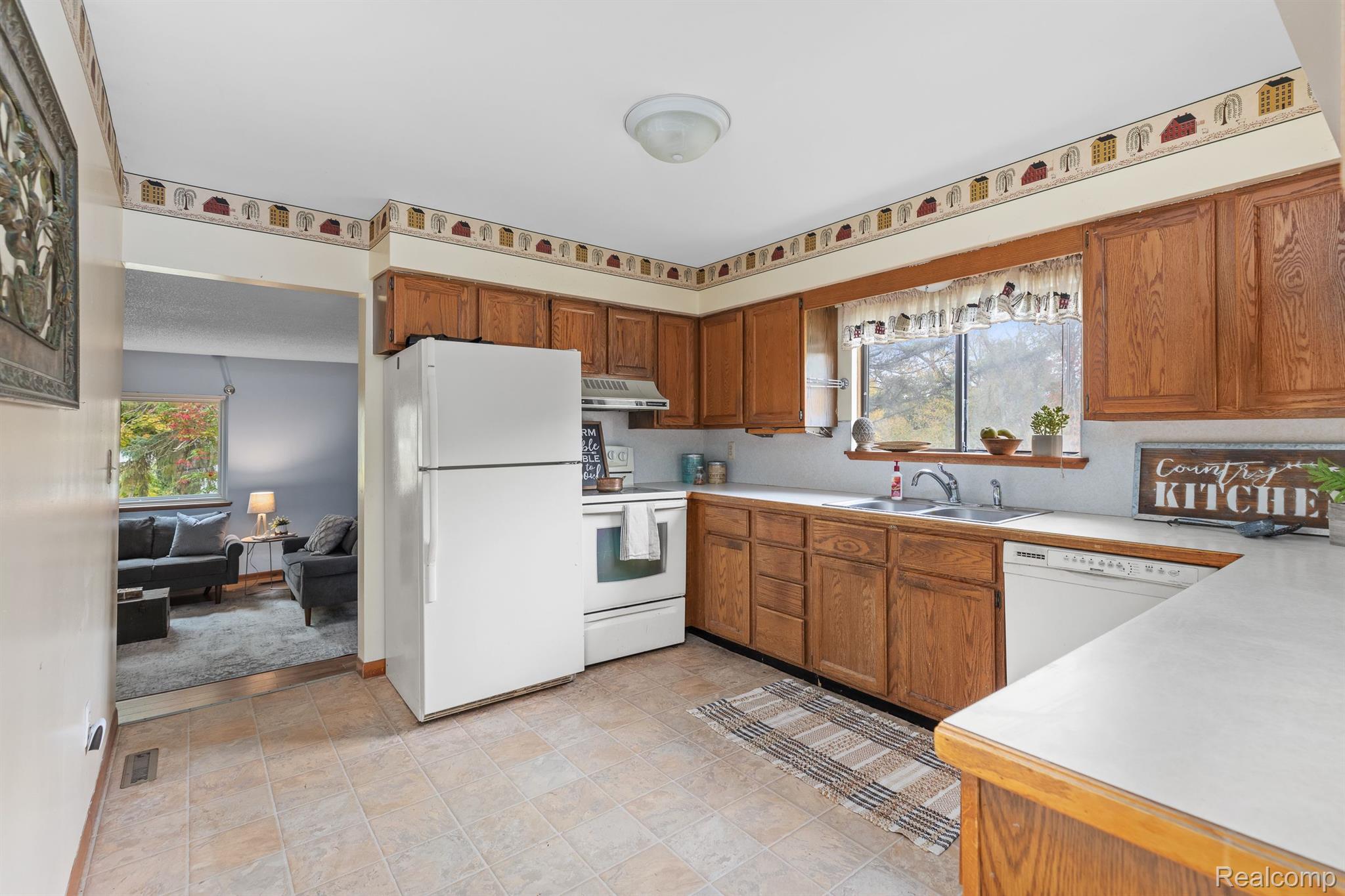 5550 Atlas Road Grand Blanc, MI 48439 - Photo 6 of 28 Gallery Image 6
