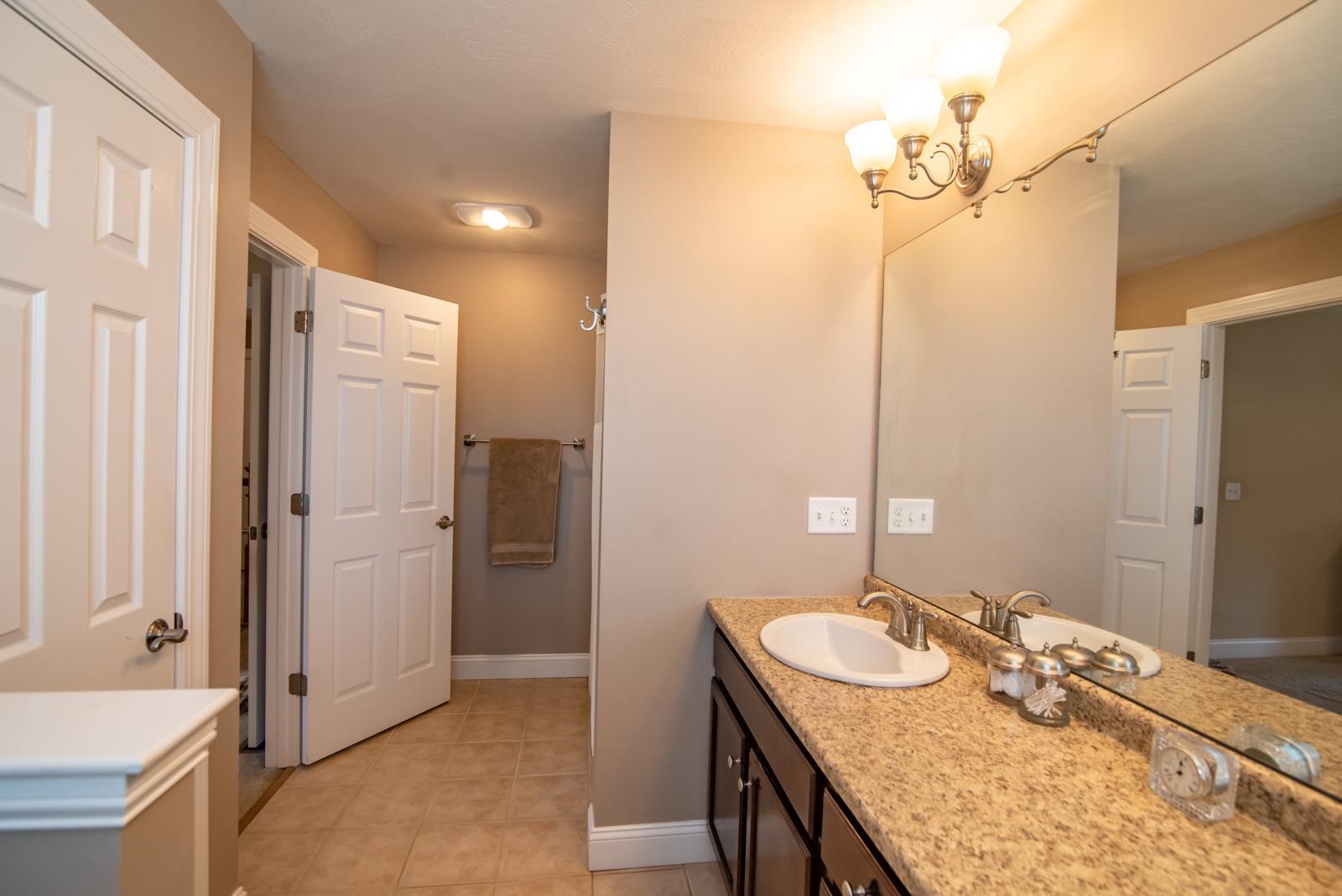 22 Manter Mill Road Londonderry, NH 03053 - Photo 21 of 32 Gallery Image 21